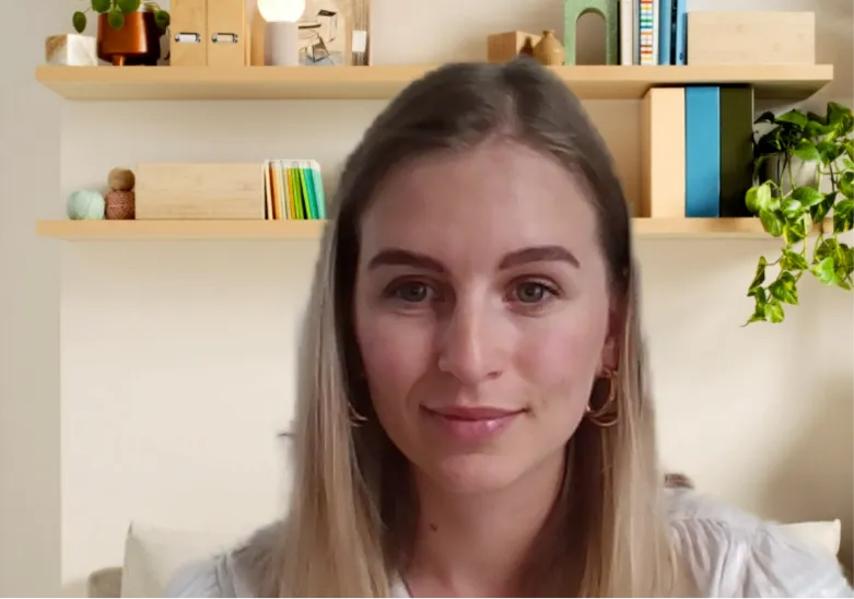 66bc7e6cb444a0a33a3498ea_Mask group-2.webp